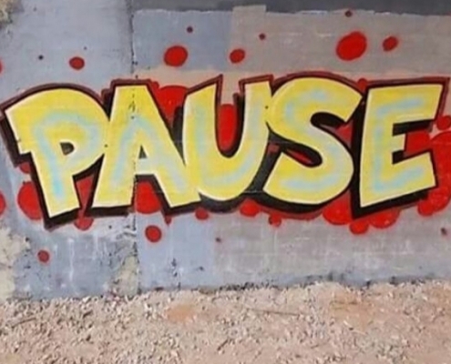 Graffiti-Schriftzug PAUSE